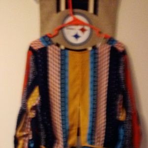 Multi color low cut blouse